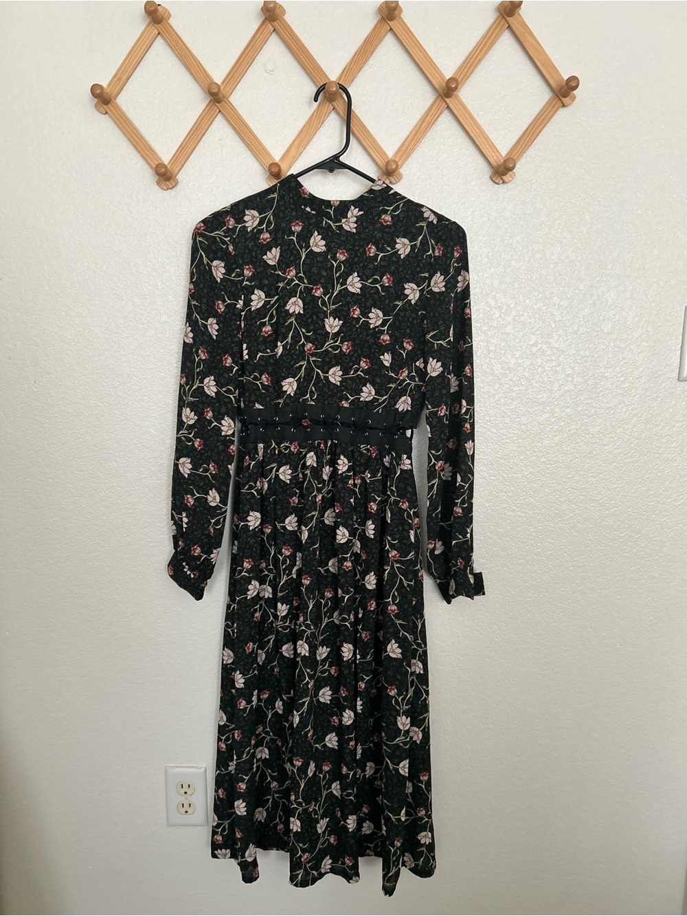 TopShop Floral Long Sleeve Midi Dress